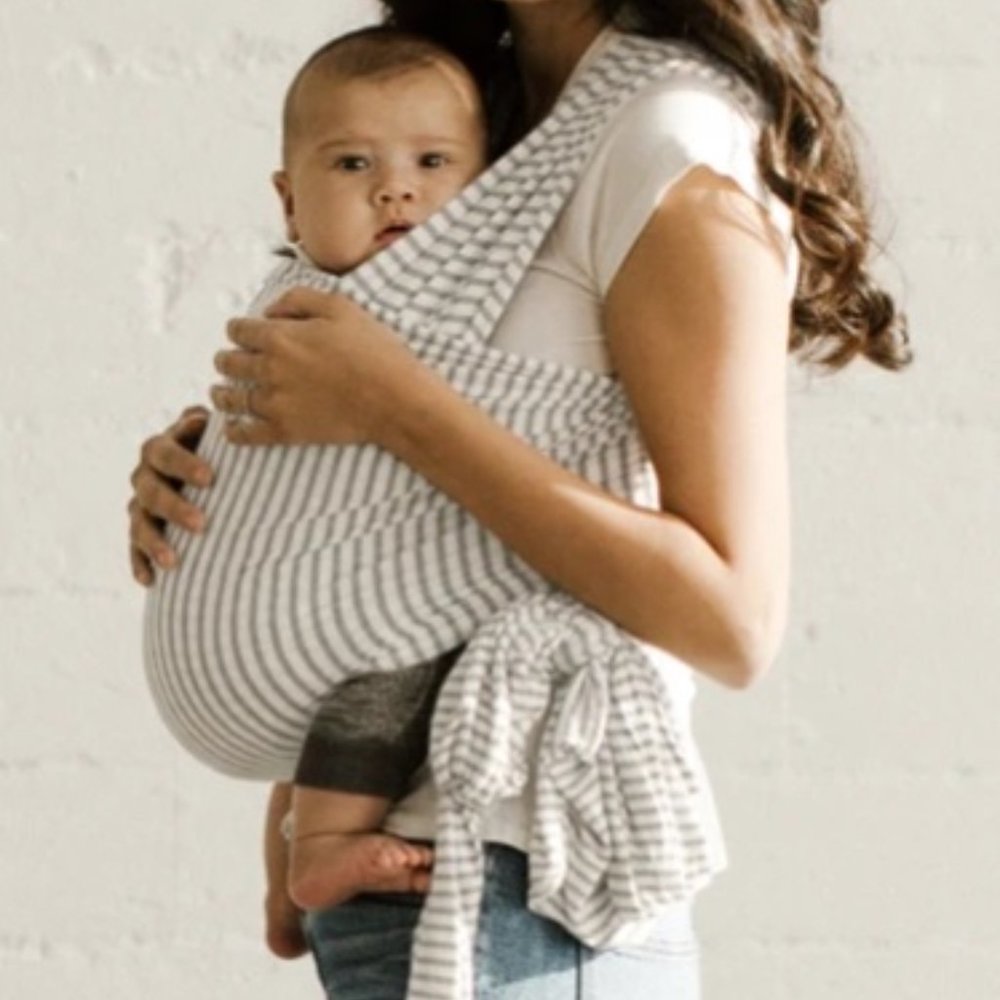 Solly baby wrap grey stripe